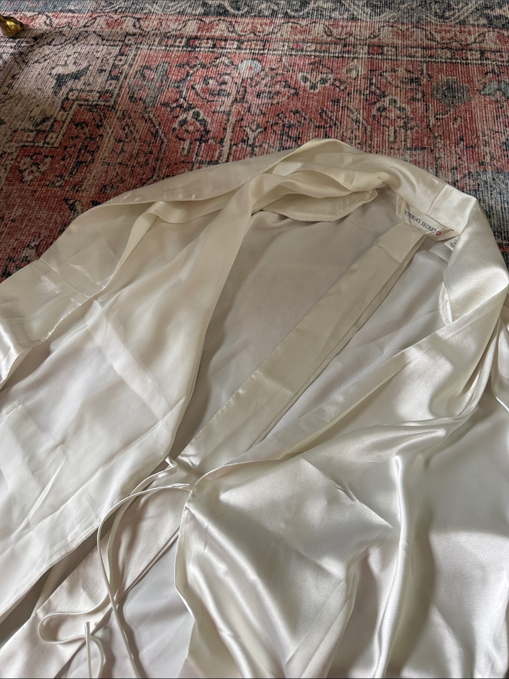 Victoria's Secret Ivory Satin Robe - Picture 8 of 8